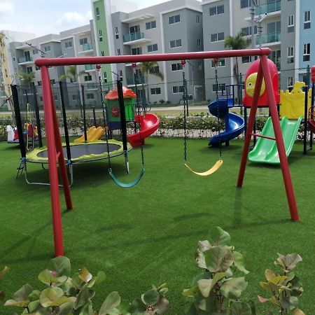 Confortable Apartamento De 3 Tres Habitaciones, Con Hermosa Vista De Area Verde, Ademas De Piscinas Y Juegos Infantiles En Area Recreativa Santiago De Los Caballeros Zewnętrze zdjęcie
