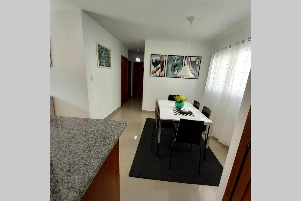 Confortable Apartamento De 3 Tres Habitaciones, Con Hermosa Vista De Area Verde, Ademas De Piscinas Y Juegos Infantiles En Area Recreativa Santiago De Los Caballeros Zewnętrze zdjęcie